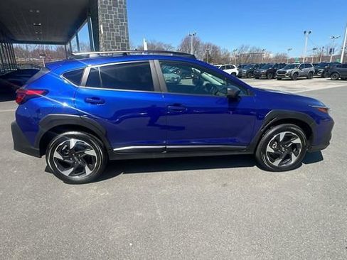 Used 2025 Subaru Crosstrek 2.5i Limited AWD/4WD image 8