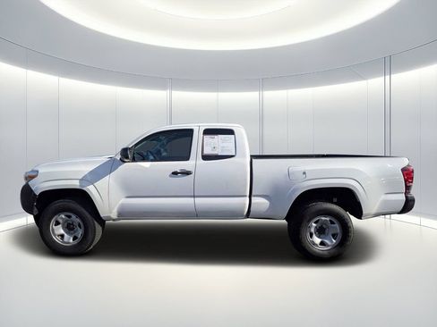 Used 2021 Toyota Tacoma SR RWD image 7