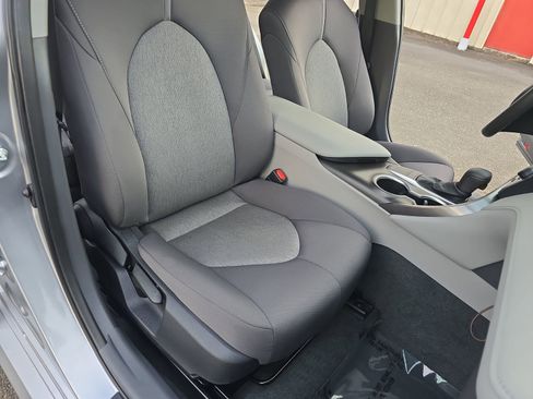 Used 2023 Toyota Camry LE image 16