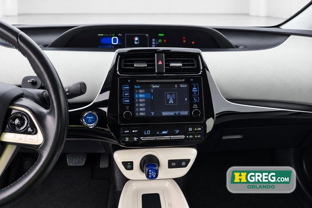 Used 2017 Toyota Prius Three FWD image 11