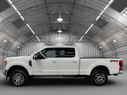 Used 2020 Ford F250 Lariat w/ Lariat Ultimate Package AWD/4WD image 2