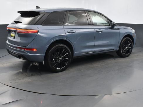 New 2025 Lincoln Corsair Reserve w/ Jet Appearance Package image 6