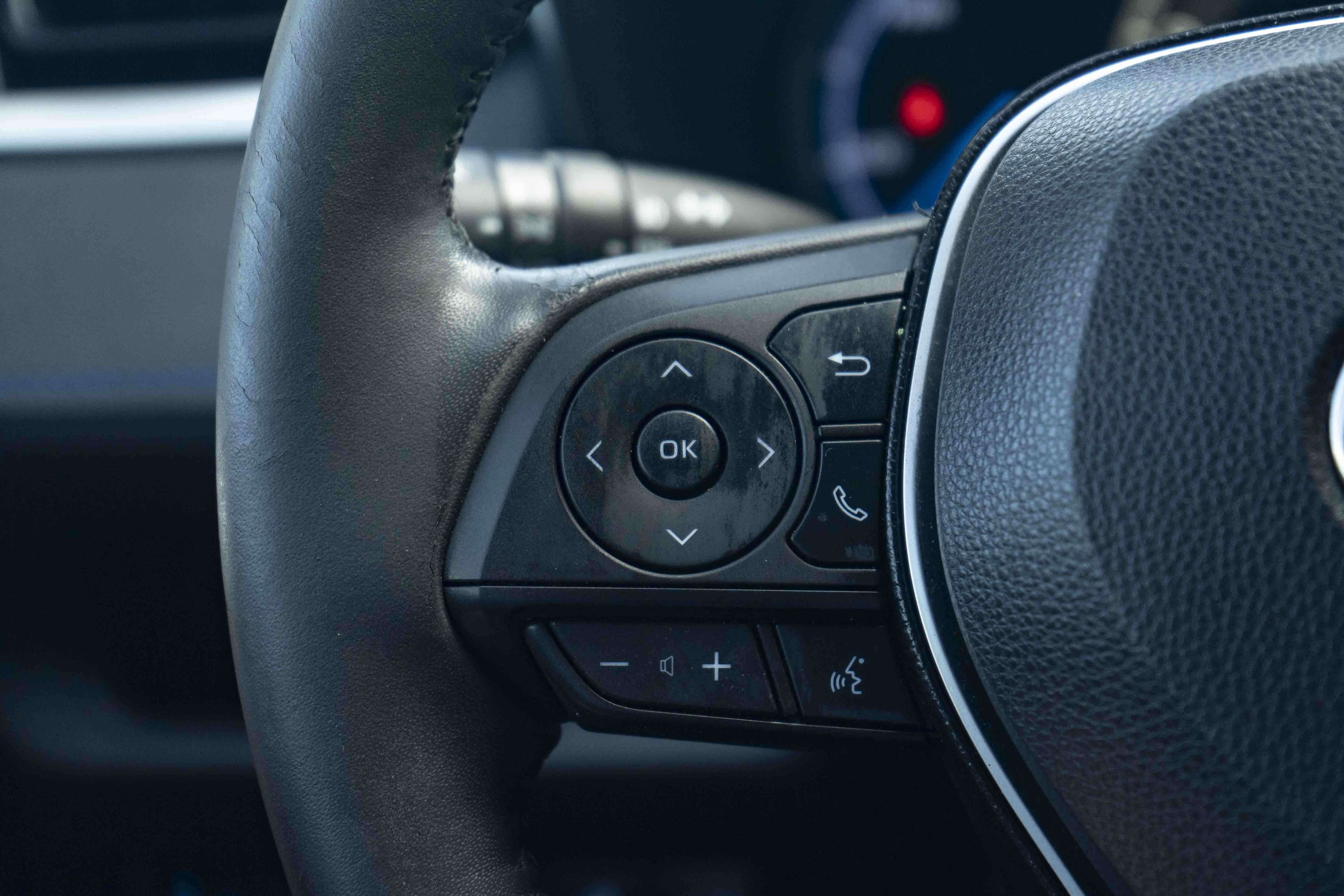 Used 2020 Toyota RAV4 XSE AWD/4WD image 19