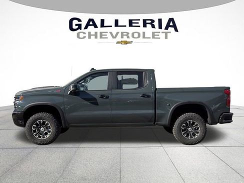 New 2026 Chevrolet Silverado 1500 ZR2 image 4
