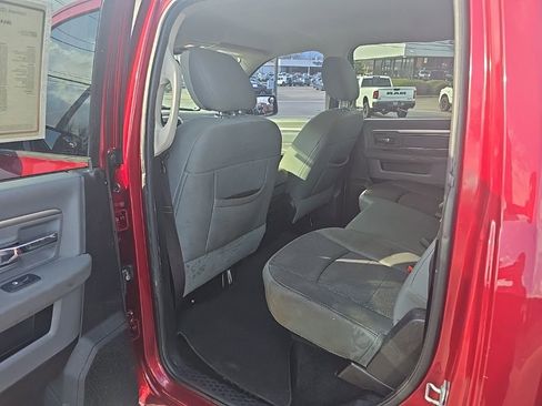 Used 2014 RAM 1500 Classic SLT image 21