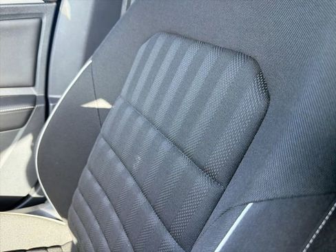 Used 2023 Volkswagen Jetta Sport image 19