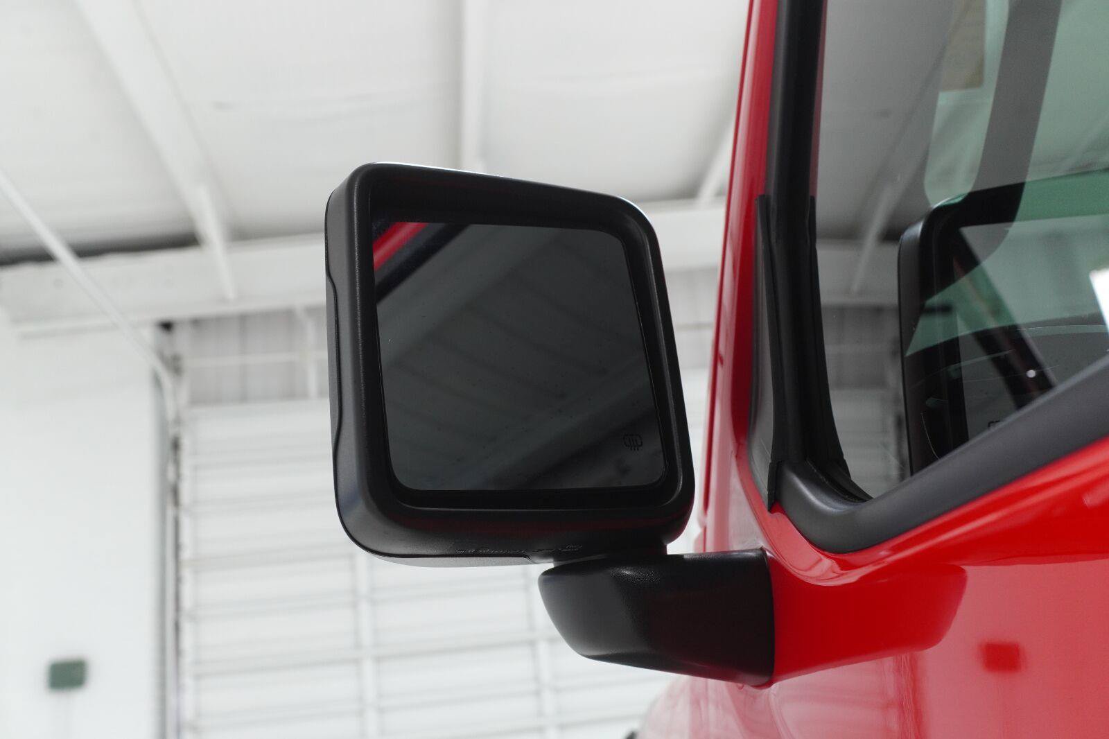 Used 2025 Jeep Wrangler Unlimited Sport AWD/4WD image 32