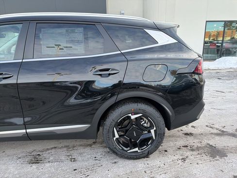 New 2026 Kia Sportage EX image 9