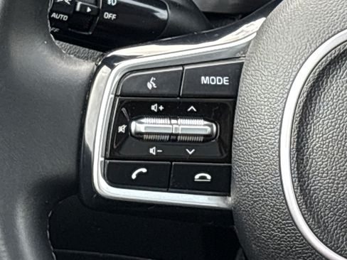 Used 2023 Kia Sorento SX AWD/4WD image 22