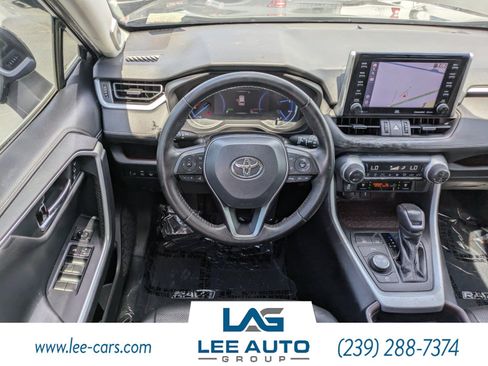 Used 2020 Toyota RAV4 Limited w/ Limited Grade Weather Package AWD/4WD image 14