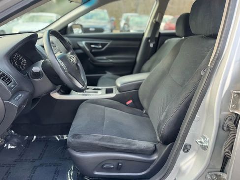 Used 2015 Nissan Altima 2.5 S w/ Power Driver Seat Package image 12