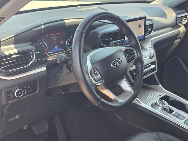 Used 2023 Ford Explorer XLT RWD image 7