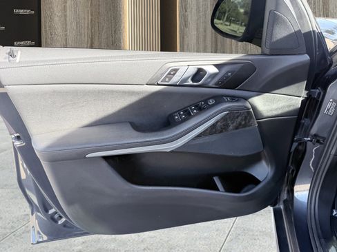 Used 2022 BMW X5 sDrive40i image 19