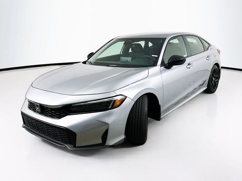 Used 2025 Honda Civic Sport image 2