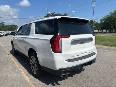 Used 2021 GMC Yukon XL Denali w/ Denali Premium Package AWD/4WD image 6