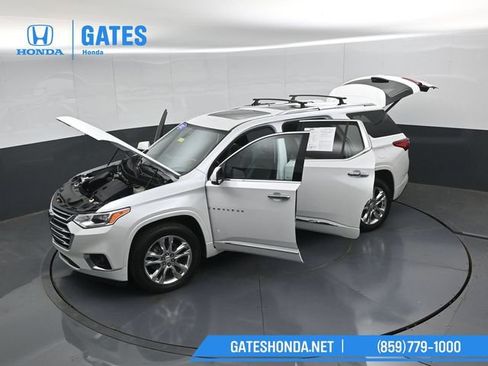 Used 2021 Chevrolet Traverse High Country w/ LPO, Floor Liner Package AWD/4WD image 63