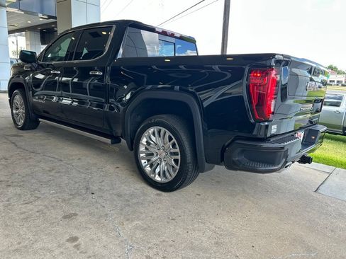 Used 2026 GMC Sierra 1500 Denali w/ Technology Package AWD/4WD image 5