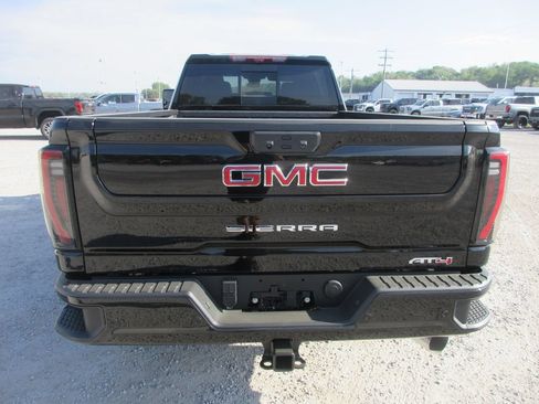 New 2026 GMC Sierra 3500 AT4 w/ AT4 Premium Plus Package AWD/4WD image 6