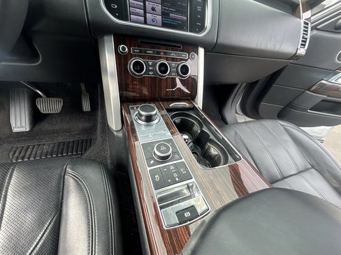 Used 2013 Land Rover Range Rover HSE AWD/4WD image 17