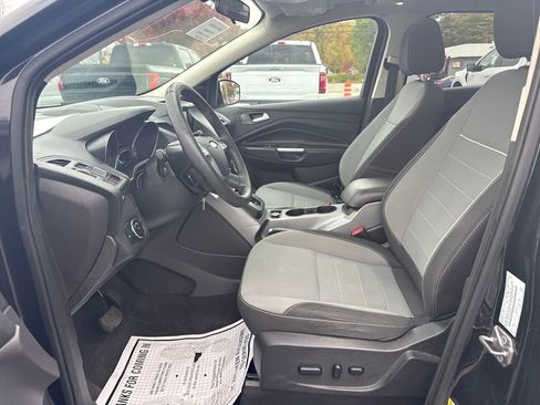 Used 2014 Ford Escape SE w/ Equipment Group 201A image 23