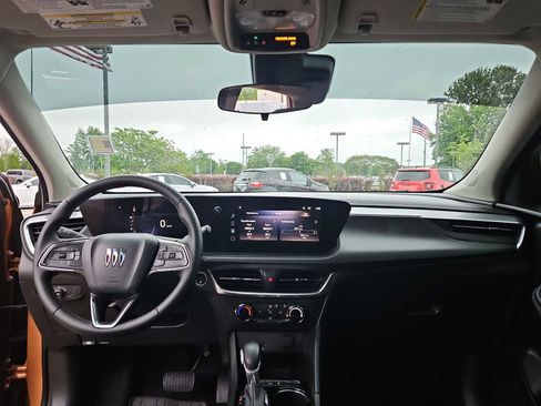 Used 2024 Buick Encore GX Preferred FWD image 16