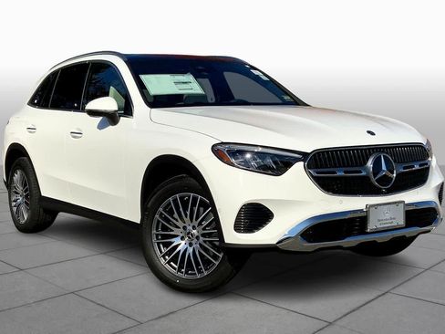 Certified 2026 Mercedes-Benz GLC 300 4MATIC image 2