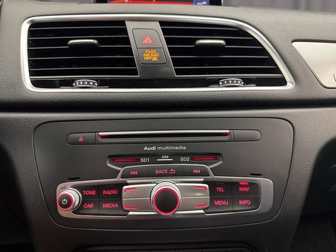 Used 2017 Audi Q3 2.0T Premium Plus w/ Premium Plus Package AWD/4WD image 16