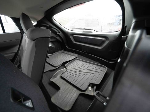 Used 2024 Subaru Crosstrek 2.0i AWD/4WD image 24