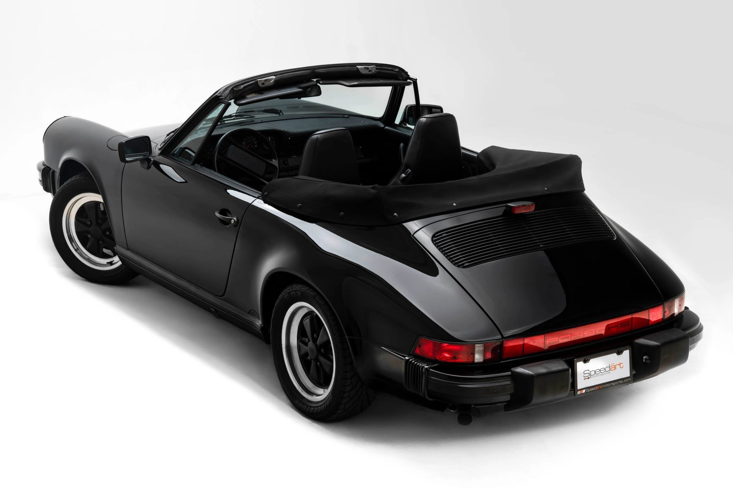 Used 1987 Porsche 911 Carrera RWD image 5