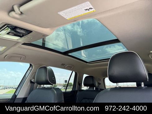 Used 2024 Volkswagen Atlas SEL Premium R-Line image 29