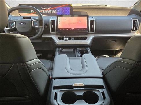New 2026 Ford Expedition Active RWD image 15