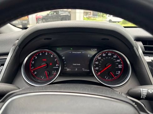 Used 2020 Toyota Camry XSE AWD/4WD image 13