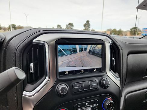 Used 2021 Chevrolet Silverado 1500 LTZ w/ LTZ Premium Texas Edition image 18