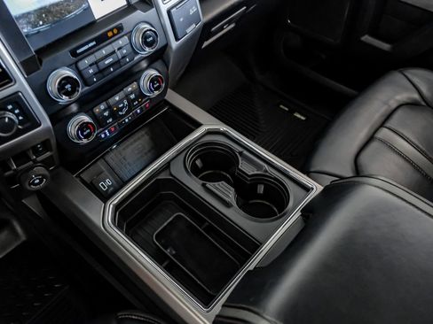 Used 2020 Ford F250 Platinum w/ FX4 Off-Road Package image 24