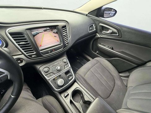 Used 2015 Chrysler 200 Limited w/ Spring Special Group FWD image 19