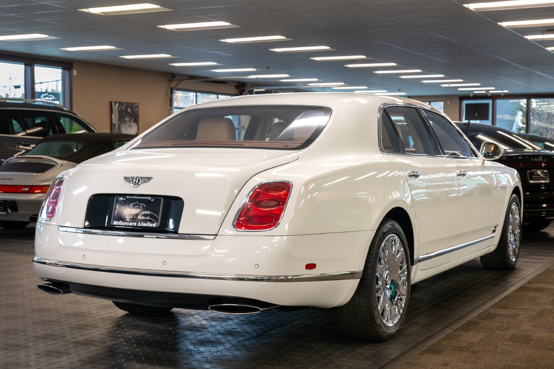 Used 2013 Bentley Mulsanne RWD image 5