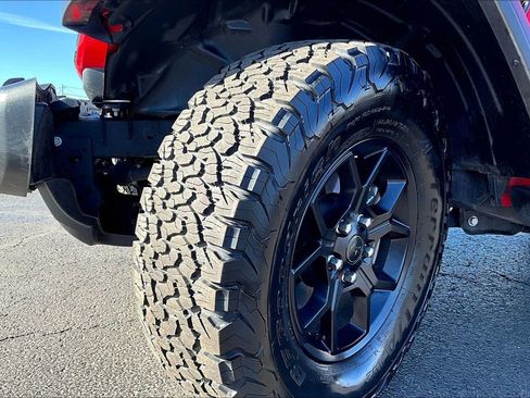 Used 2024 Jeep Wrangler Willys image 36