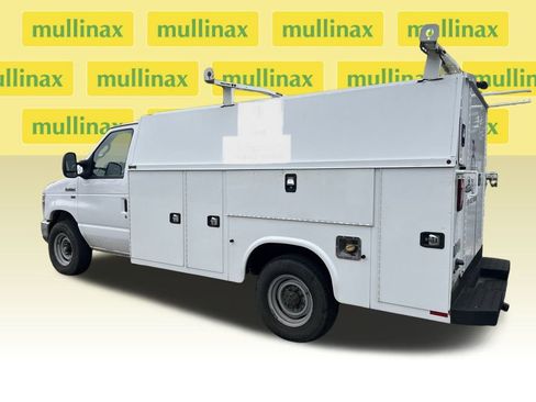 Used 2019 Ford E-350 and Econoline 350 Super Duty w/ Power Windows & Locks Group image 4