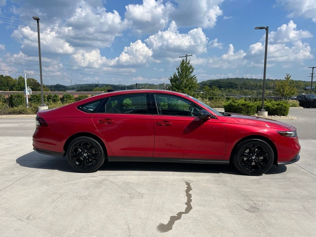 Used 2025 Honda Accord SE image 21