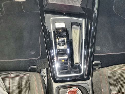 Used 2024 Volkswagen GTI S image 20