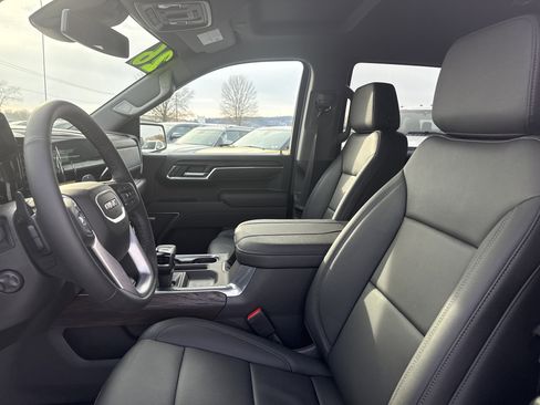 New 2026 GMC Sierra 1500 SLT w/ SLT Premium Plus Package image 12