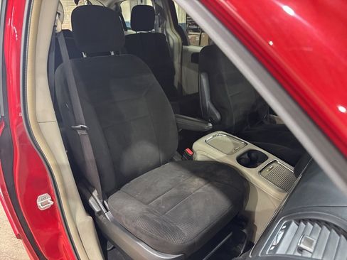 Used 2012 Dodge Grand Caravan Crew w/ Crew Value Pkg image 33