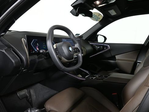 Certified 2025 BMW X3 xDrive30i w/ Premium Package image 15