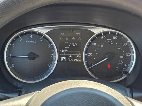 Used 2020 Nissan Kicks S FWD image 33