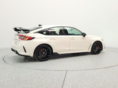 Used 2025 Honda Civic Type R image 5