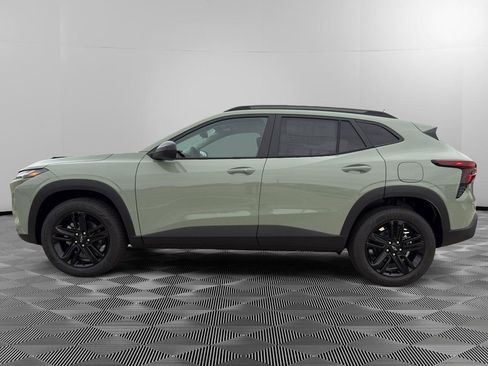 New 2026 Chevrolet Trax ACTIV w/ Driver Confidence Package FWD image 2