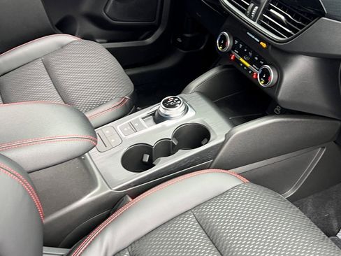 New 2026 Ford Escape ST-Line w/ Cold Weather Package image 10