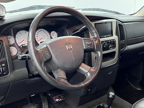 Used 2005 Dodge Ram 2500 Truck SLT AWD/4WD image 4