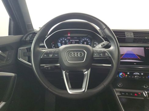 Used 2024 Audi Q3 2.0T Premium w/ Convenience Package image 16