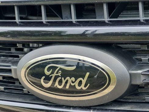 Used 2021 Ford F250 Lariat AWD/4WD image 12